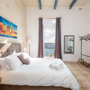Harbour Heights Apartment Valletta